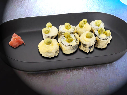 FUTOMAKI SALMON AND AVOCADO 6PCS