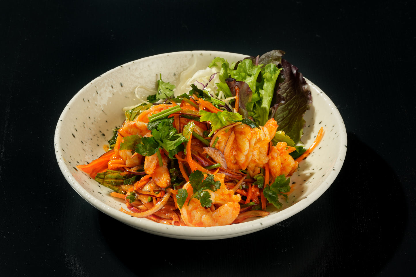 ЛЮТА САЛАТА СЪС СКАРИДИ