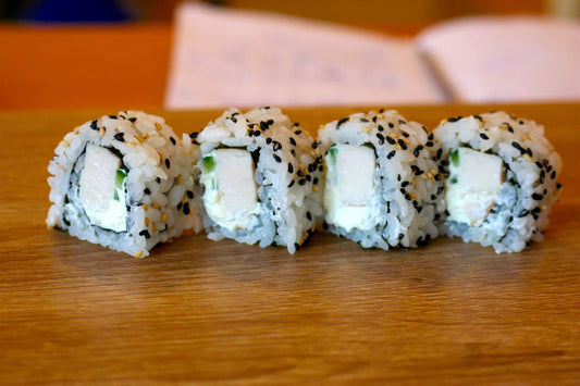 Tuna Herb Uramaki 4pcs
