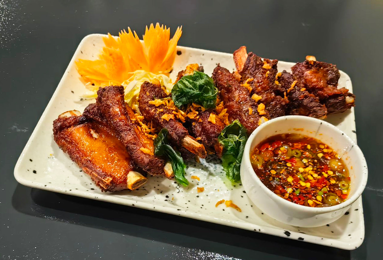 FRIED CHICKEN WINGS